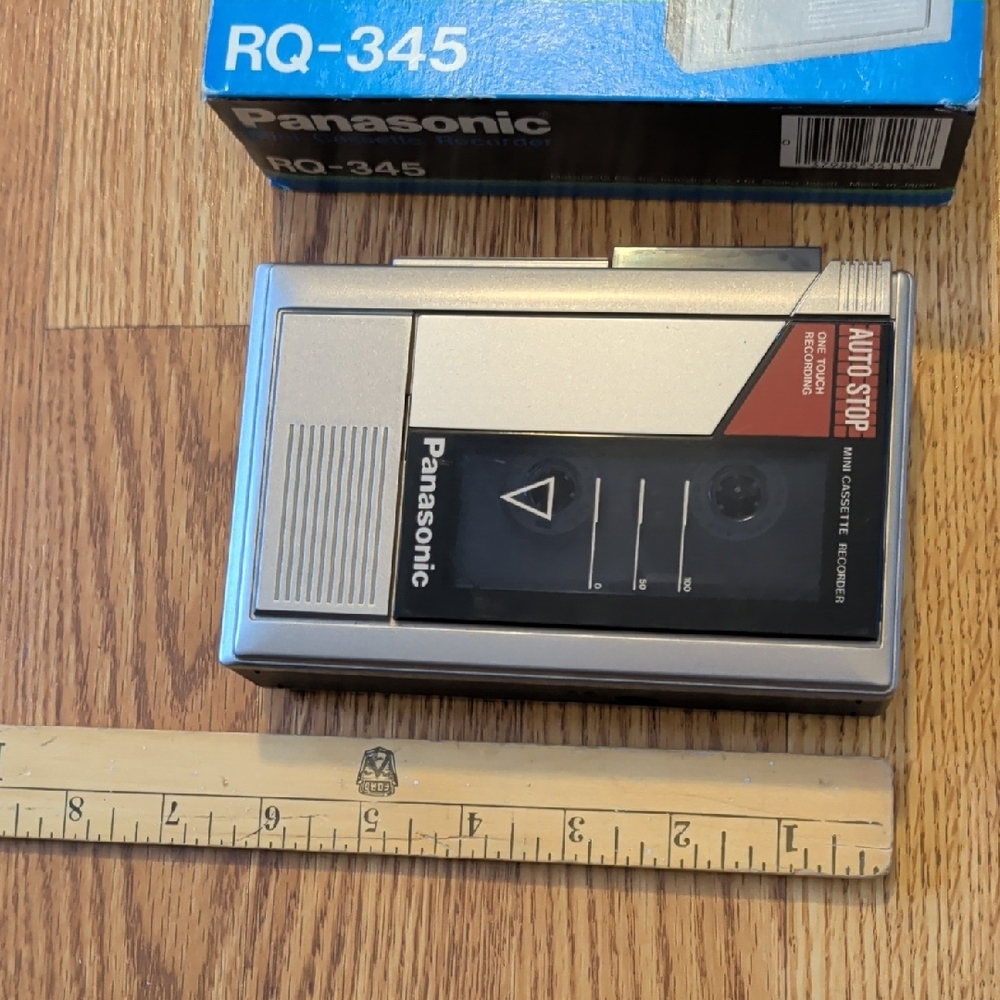 Panasonic RQ-345 Gray Microcassette Recorder - Picture 10 of 10